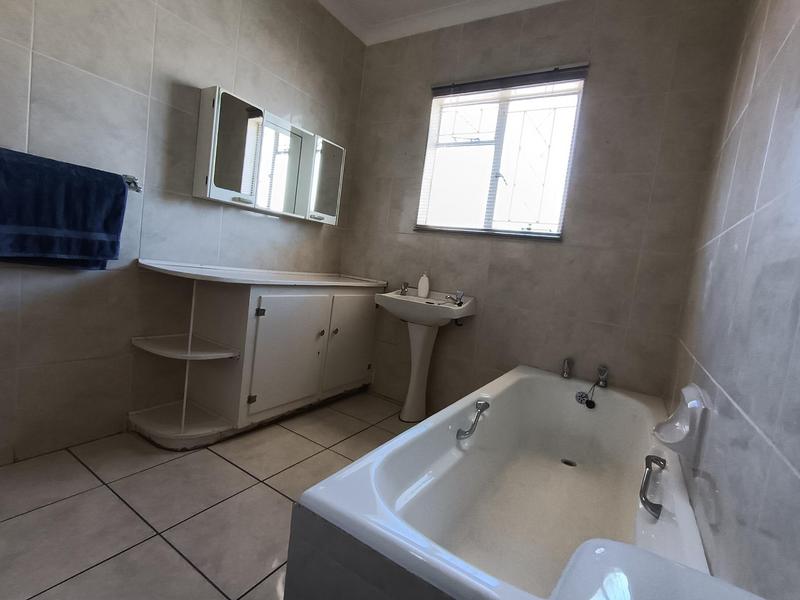 5 Bedroom Property for Sale in Bergsig Eastern Cape
